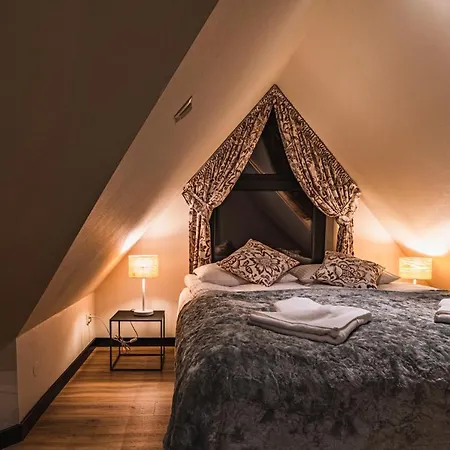 Jedlina Апарт-отель 3*