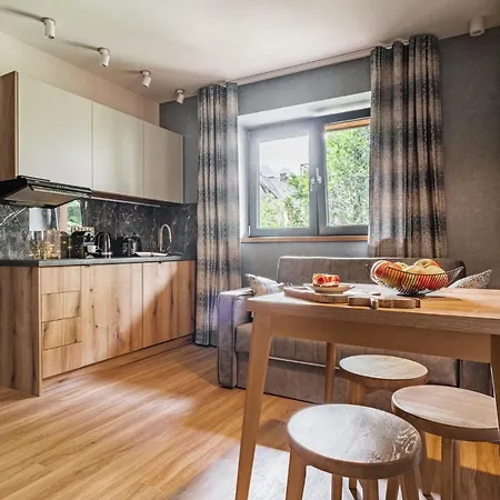 アパートホテル Jedlina