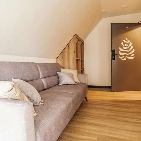 アパートホテル Jedlina