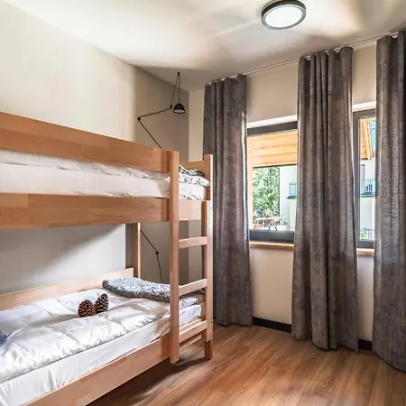 מלון דירות Jedlina 3*