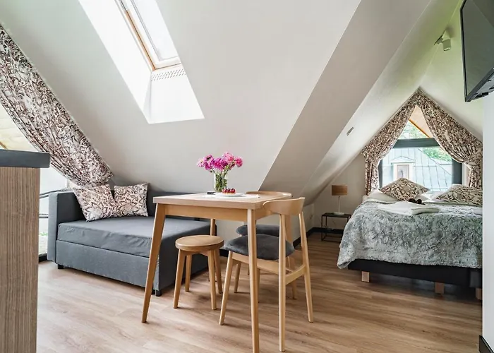 Hotel apartamentowy Jedlina 3*