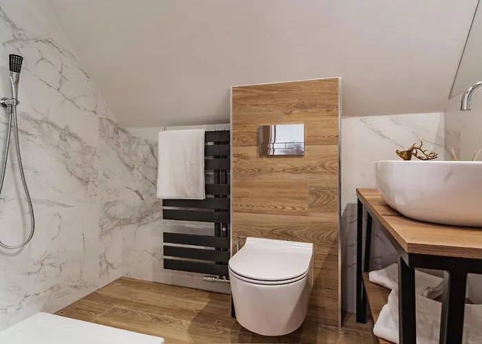 Hotel apartamentowy Jedlina 3*